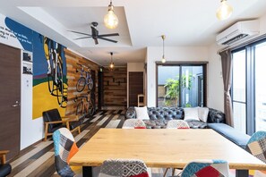 Interior - Accommodates up to 16 people A spacious house for / Nago City Okinawa (Nago City)