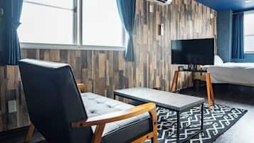Tabla de planchar con plancha, wifi gratis, ropa de cama