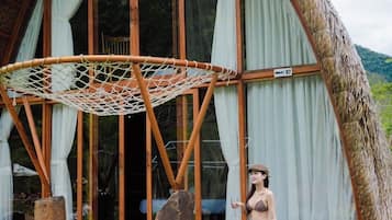 Bungalow, hồ bơi riêng, quang cảnh sông | Truy cập Internet không dây miễn phí