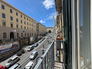Front of property - Casa La Rosa Rooms- Nel Cuore di Napoli (Napoli)