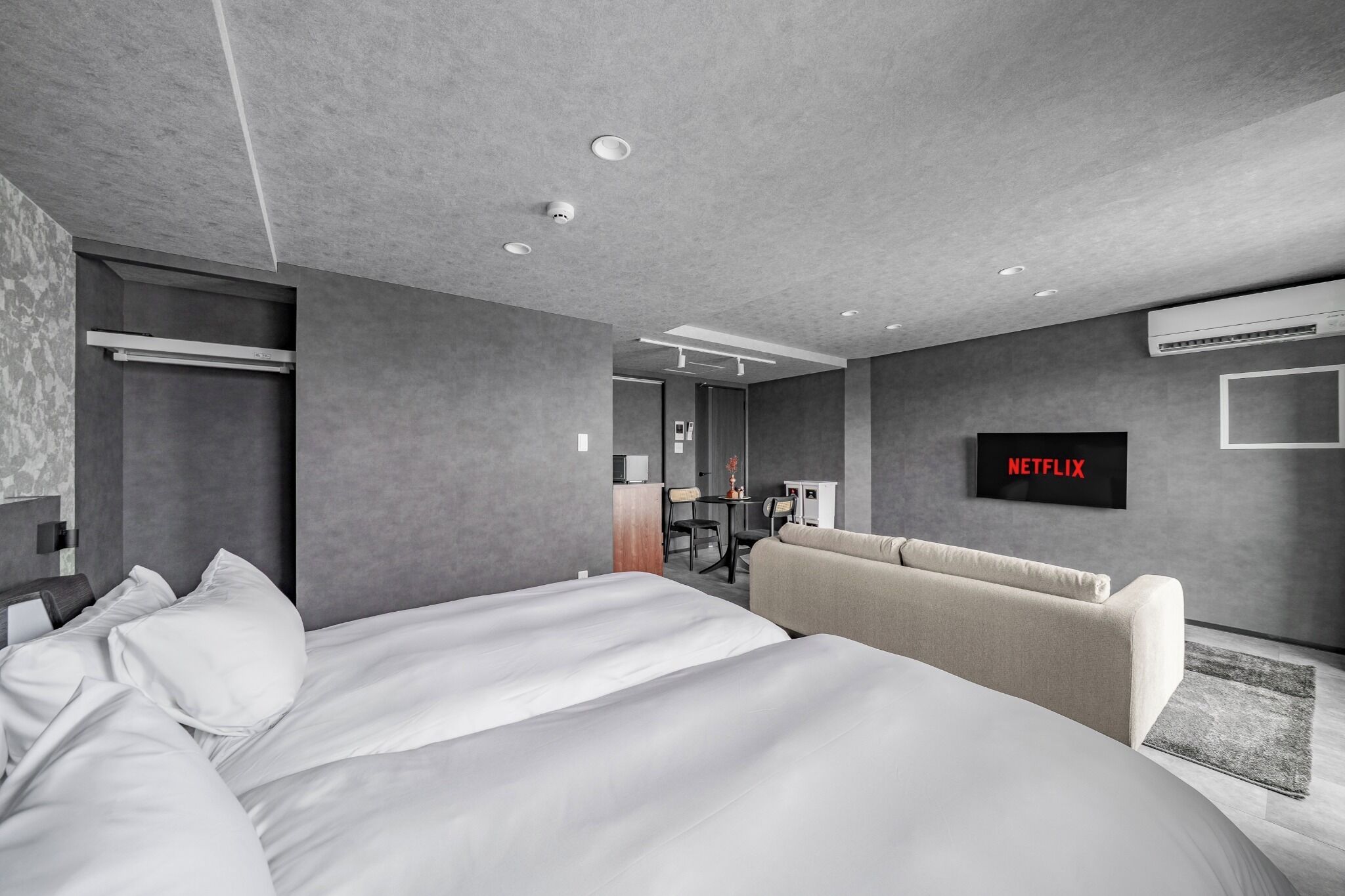 1 dormitorio, tabla de planchar con plancha, wifi gratis y ropa de cama