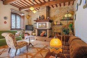 TV - Apartment in Castel D'arno with 1 bedrooms sleeps 3 (Castel D'arno)