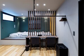 1 bedroom, desk, free WiFi, bed sheets - Maximum 6 people Japanese modern studio apartmen / Fukuoka City Fukuoka (Fukuoka City)