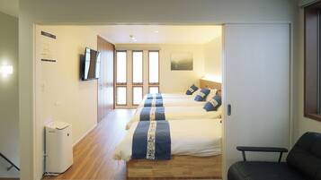 1 bedroom, desk, free WiFi, bed sheets
