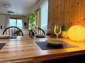 Dining - 4LDK vacation rental overlooking Lake Toya | A det / Abuta District Hokkaidō (Abuta District)
