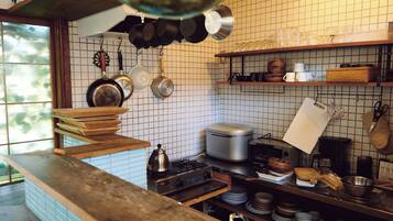 Fridge, microwave, stovetop, cookware/dishes/utensils