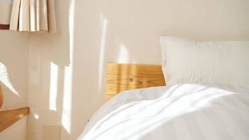 4 bedrooms, desk, iron/ironing board, free WiFi