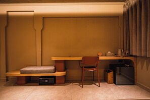 Superior Twin Room | Interior - SABLIER by R HOTEL (Osaka)