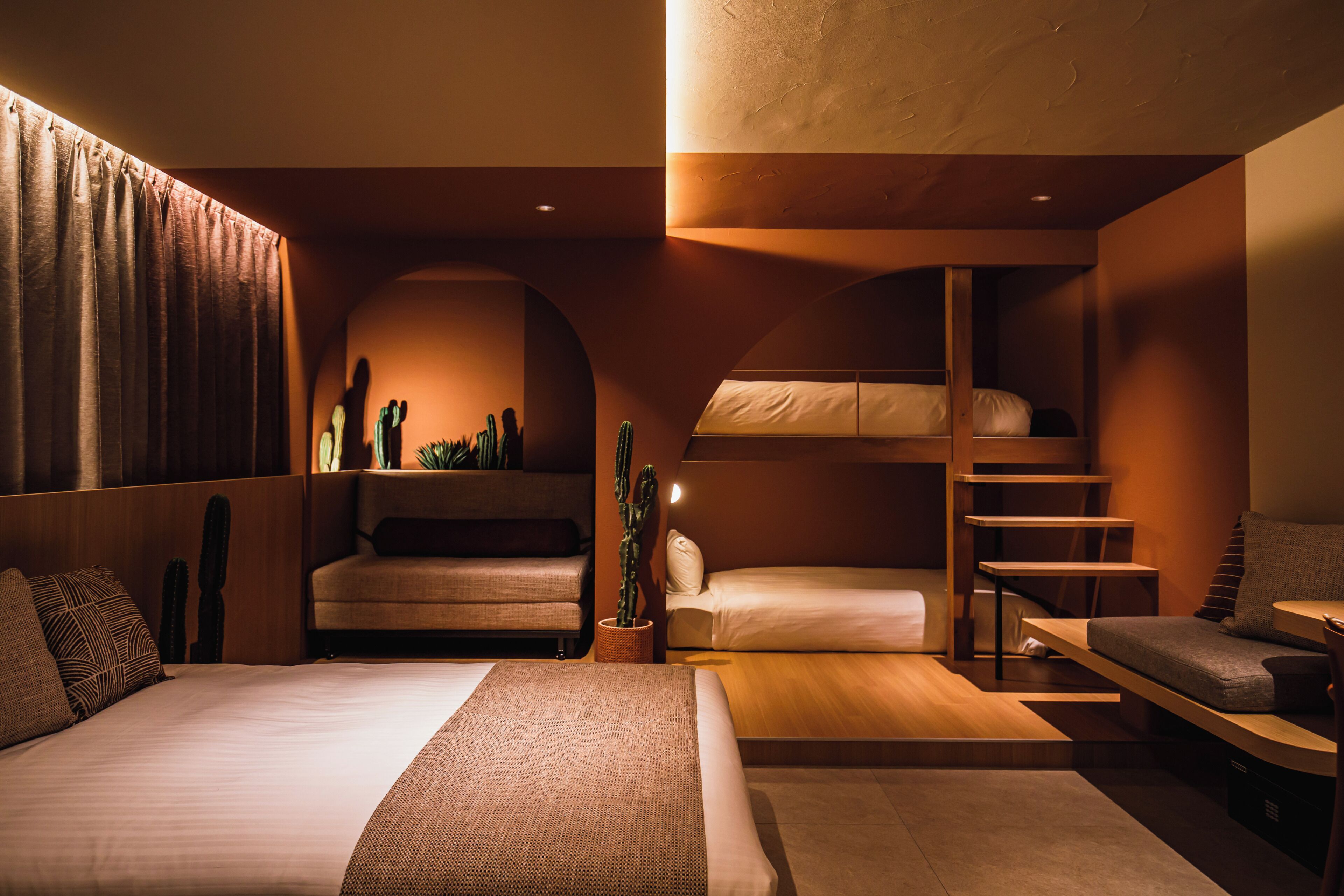 Deluxe Twin Room | In-room safe, desk, blackout drapes, free WiFi