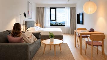 Family Studio | Blackout drapes, iron/ironing board, free WiFi, bed sheets