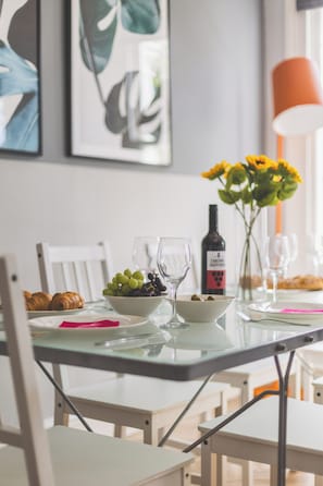 Dining - Designer Battersea Family Home | 3BR | Sleeps 6 (Greater London)