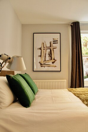 3 bedrooms - Designer Battersea Family Home | 3BR | Sleeps 6 (Greater London)