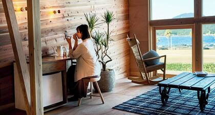 Breakfast Included | For 4 People Glamping Plan / Higashimuro County Wakayama