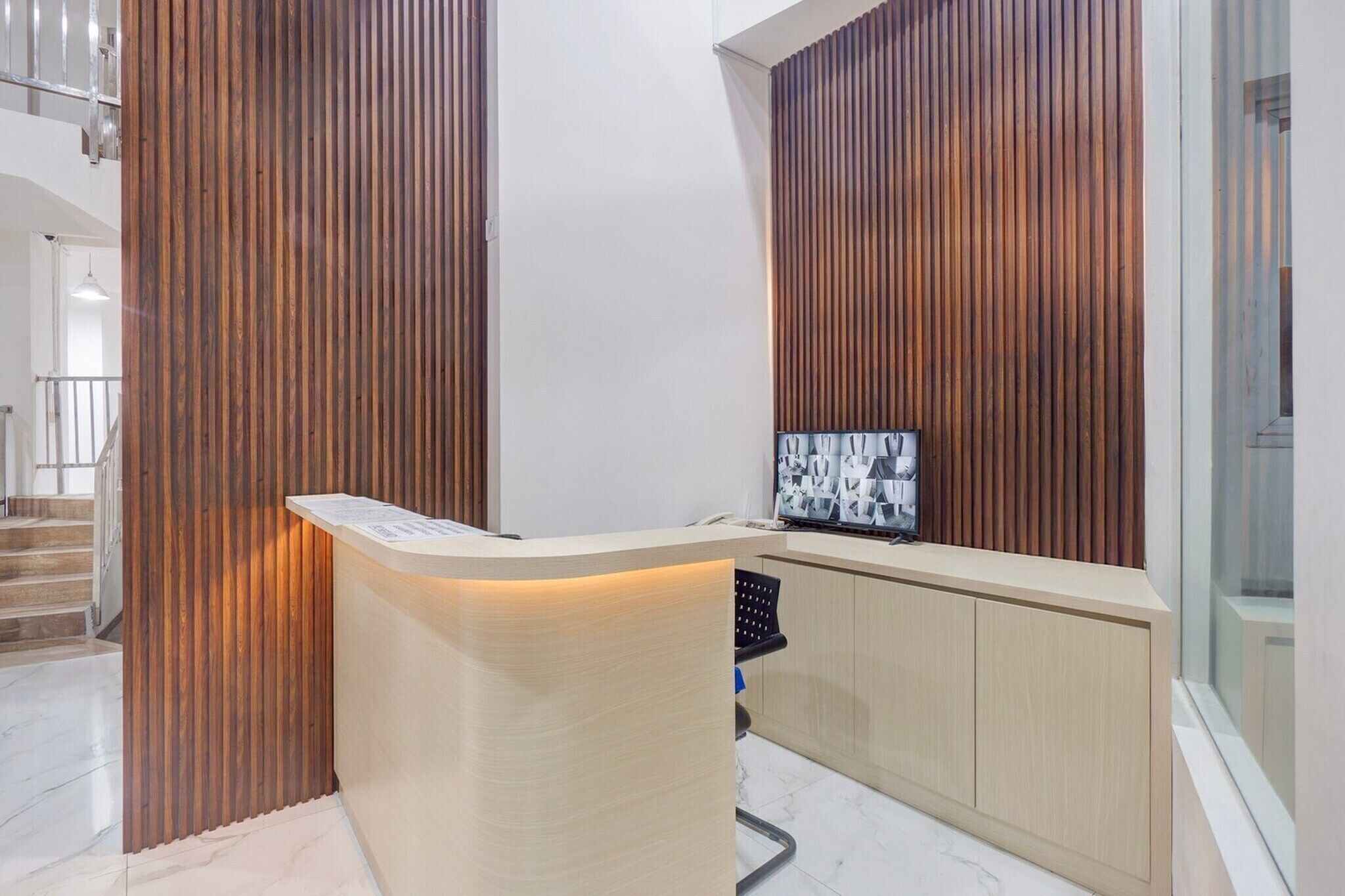 Entrance / Reception