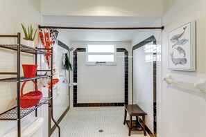 Bathroom - Private Yard, Lanai! Pet-Friendly Fort Pierce Home (Fort Pierce)