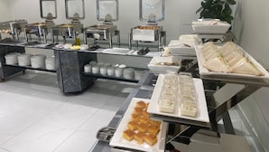 吃到飽自助式早餐