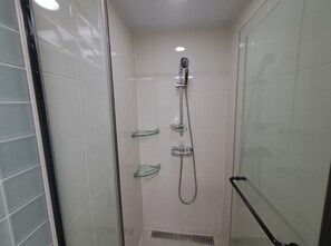 Hair dryer, towels, soap, shampoo - COZY SUITE - Gangnam Station 4 min Walk - Gangnam - Pure Comfort - Clean & Quiet (Seoul)