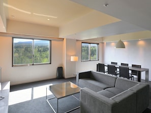 Premium Room, Non Smoking, Mountain View (140sqm)