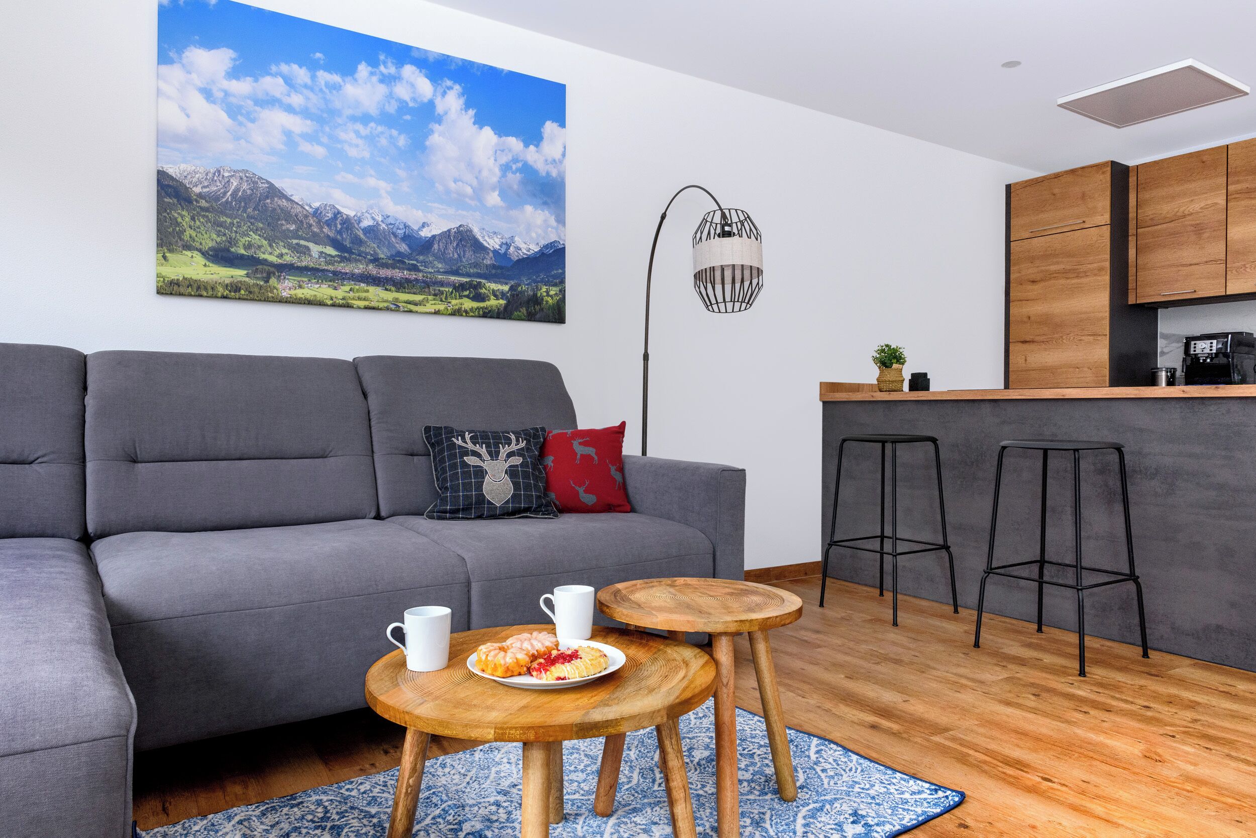 Comfort Condo, 2 Bedrooms, Balcony, Mountain View | Living area | 65-inch Smart TV with digital channels, Netflix, Hulu