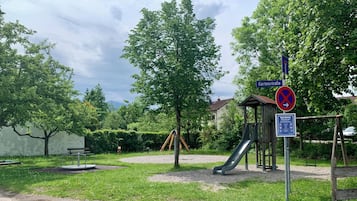 Außen-Kinderspielplatz