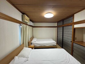Comfort House, 2 Bedrooms | Free WiFi, bed sheets - STATION SIDE 113 (Tokyo)
