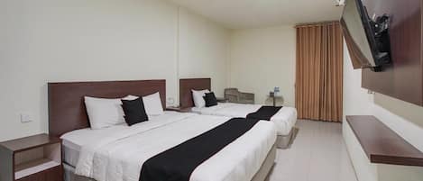 1 bedroom, desk, free WiFi, bed sheets