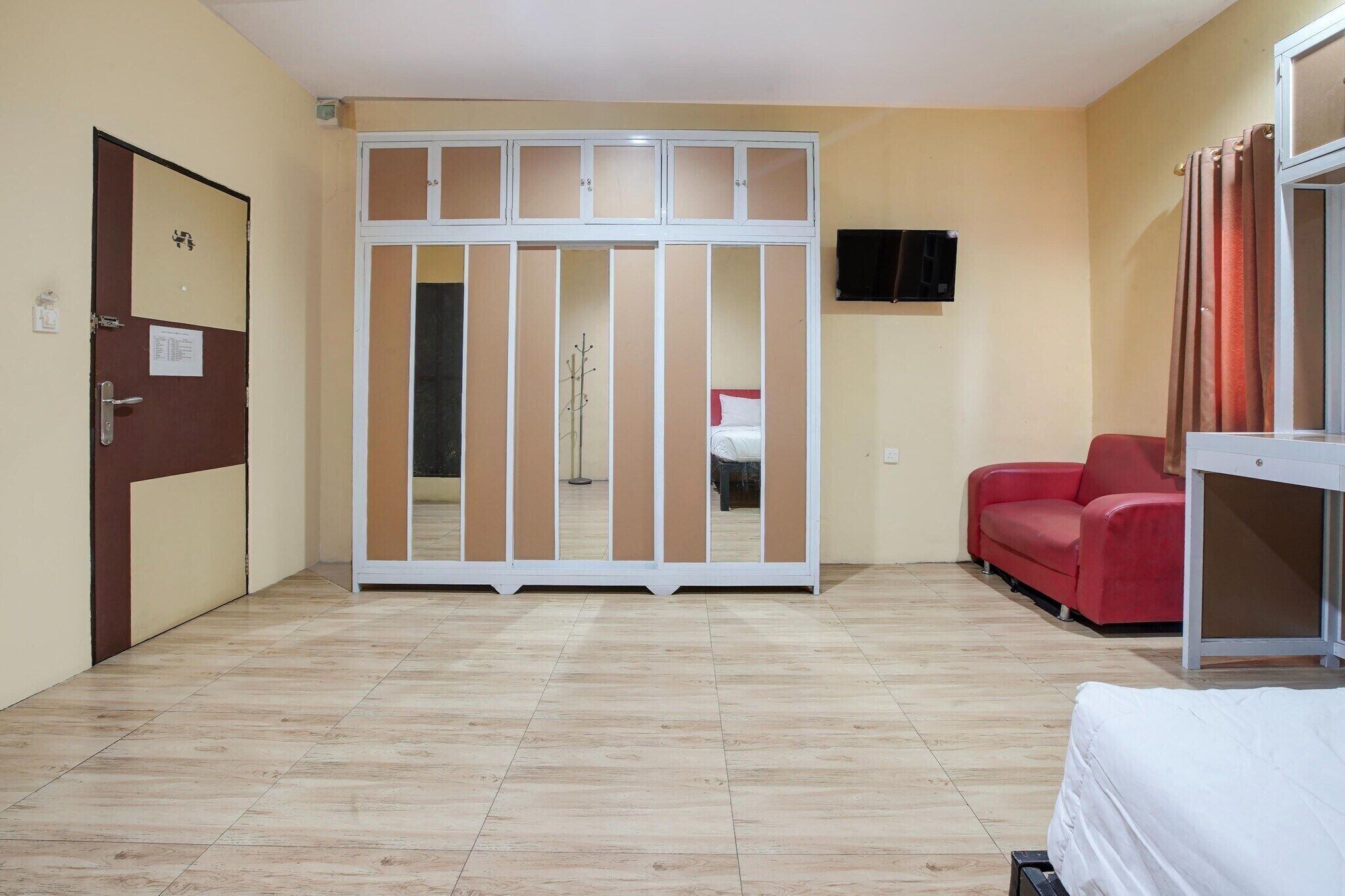 1 bedroom, free WiFi, bed sheets