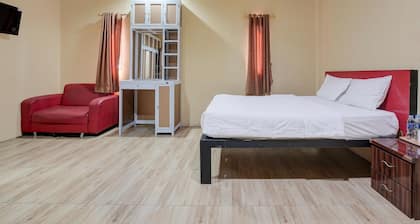 Luxury Deluxe DBL Retreat W/ Free WiFi and Parking