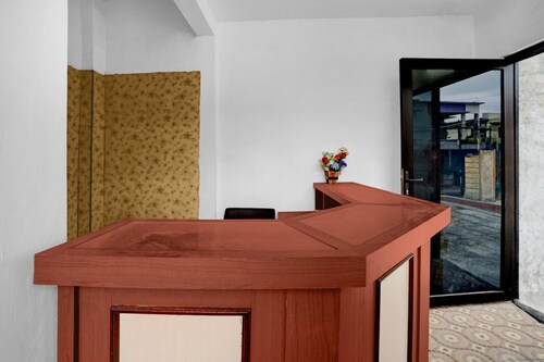 Cozy Double Escape with Free WiFi and Parking