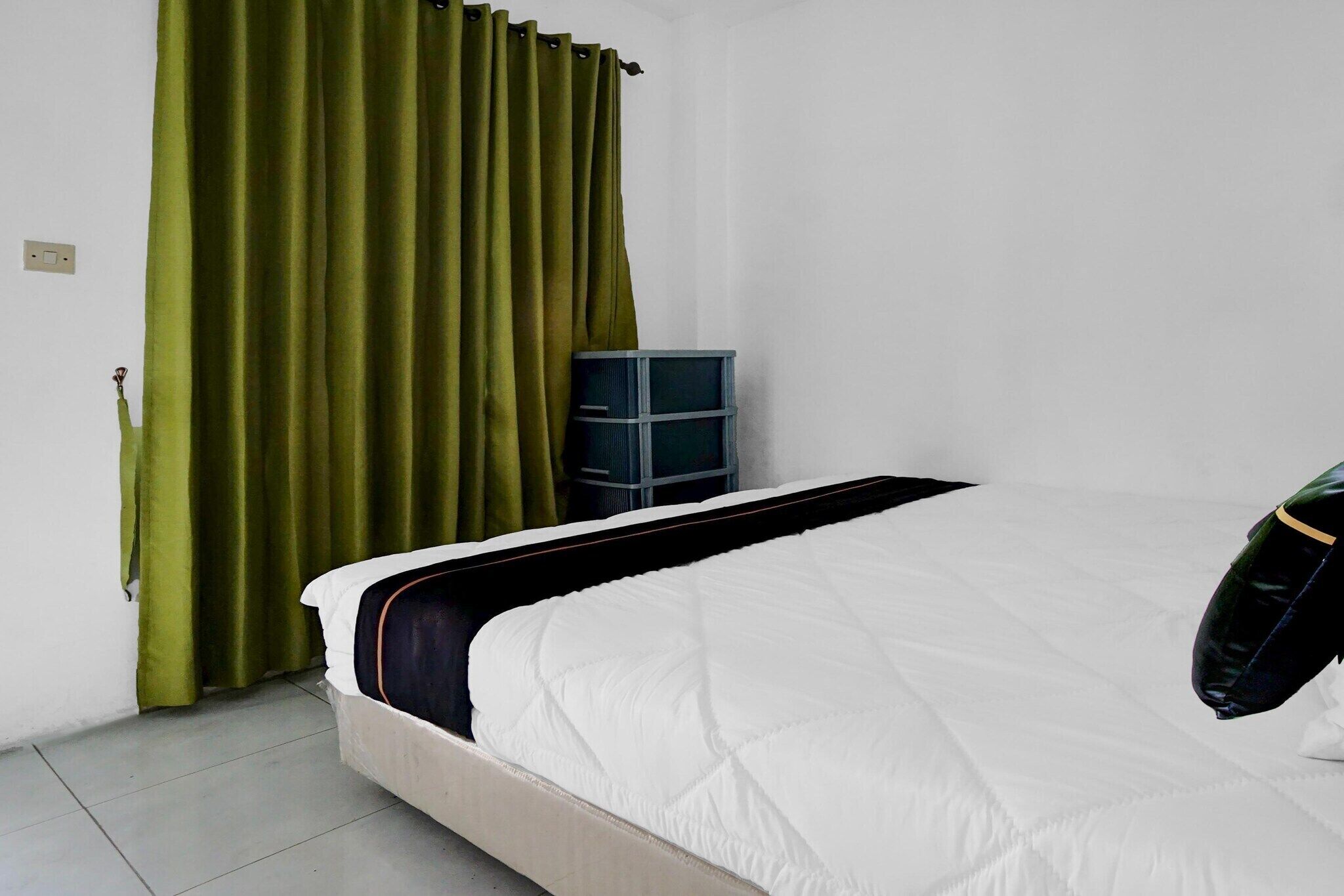 1 bedroom, desk, free WiFi, bed sheets
