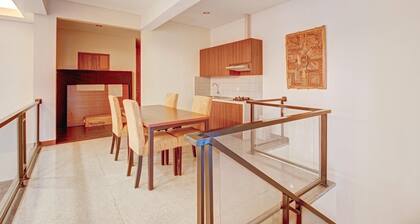 Luxury Deluxe DBL Retreat W/ Free WiFi and Parking