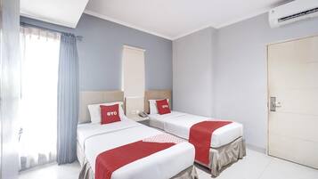 WiFi (free), bed sheets