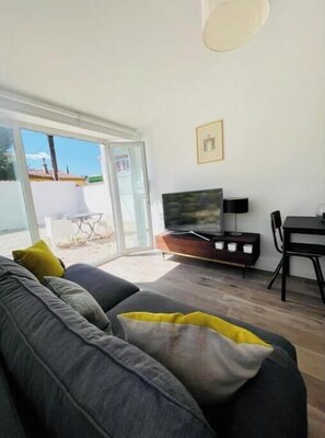 Living area - "Maison M." - Elegant 3★ house 200 m from the beach in Argelès-sur-Mer (Argelès-sur-Mer)