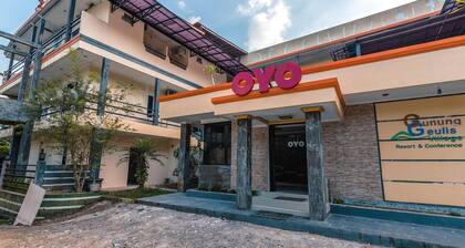 Luxury Twin Stay with Free WiFi and Parking
