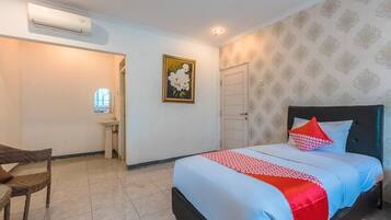 1 bedroom, free WiFi, bed sheets