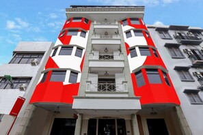 Exterior - Luxury Deluxe DBL Retreat W/ Free WiFi and Parking (Jakarta)