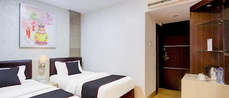 Free WiFi, bed sheets