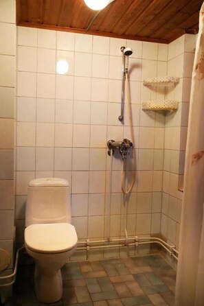 Bathroom - Old School Lodge Tahko Beach House (Kuopio)