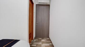 1 slaapkamer, een bureau, gratis wifi, beddengoed