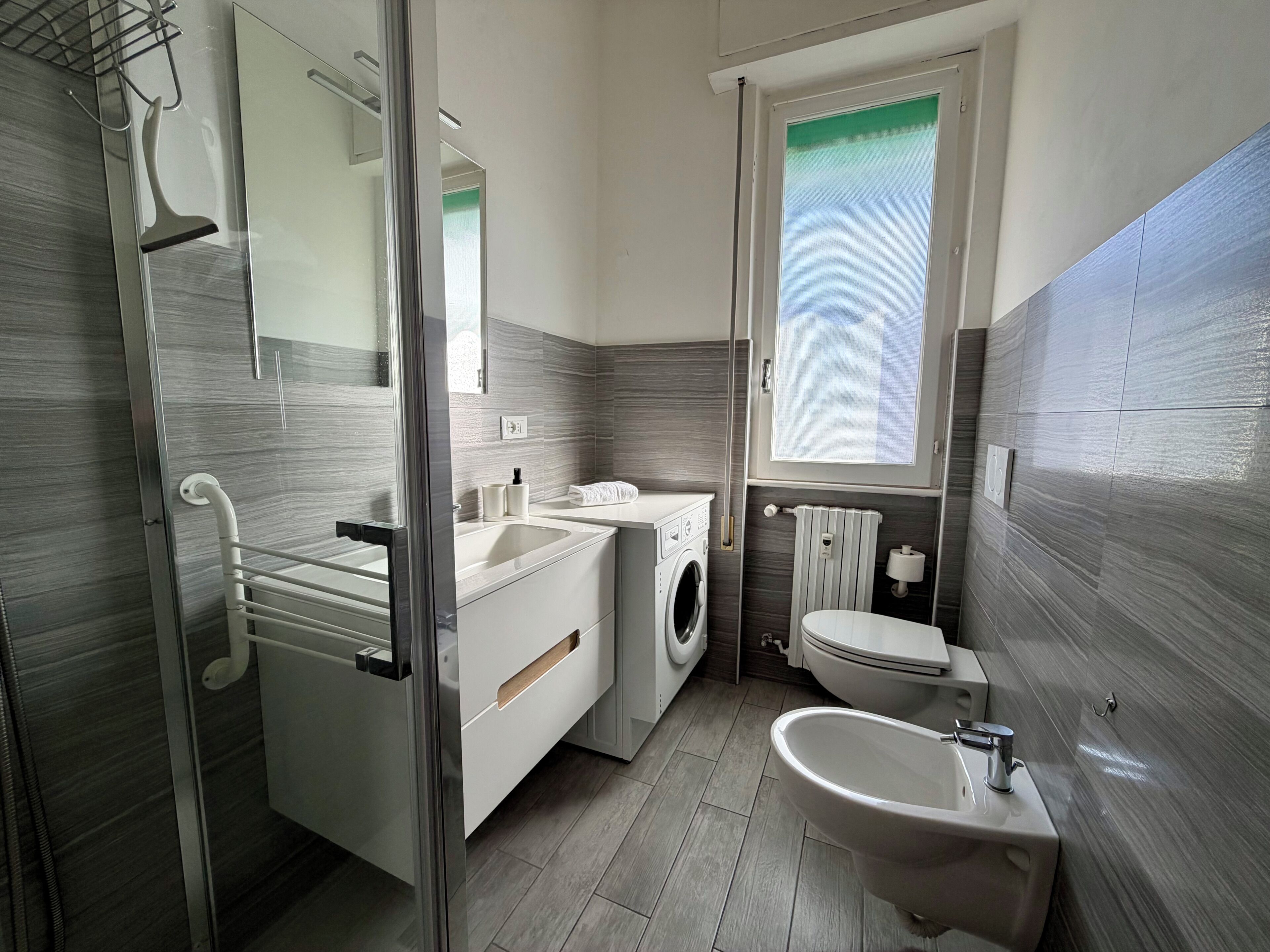 Apartamento (1 Bedroom) | Banheiro | Chuveiro, bidê