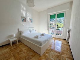 1 habitación y ropa de cama 