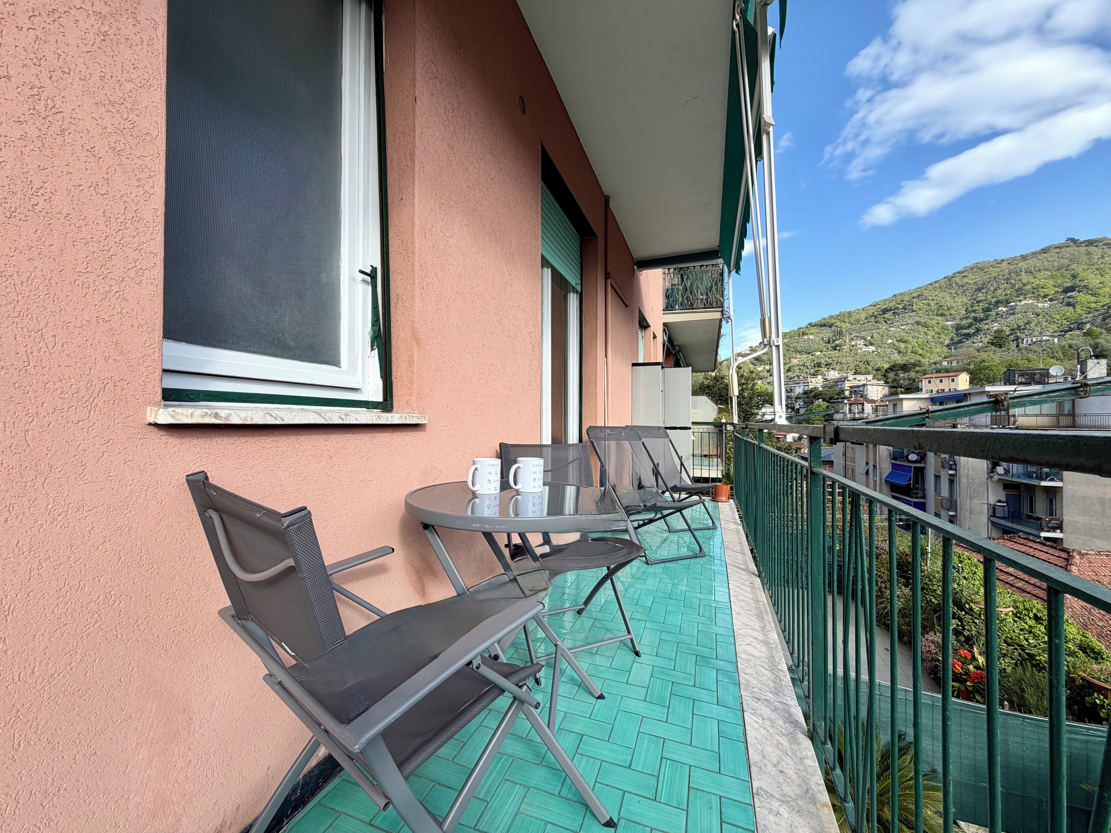 Apartment (1 Bedroom) | Balcony