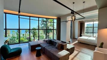 Superior Apartment, Sea View | Living area