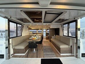 Outdoor dining - Sun-Kissed Sailing Adventure in the Saronic Islands (Laurium)