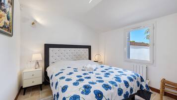 2 habitaciones, tabla de planchar con plancha y wifi