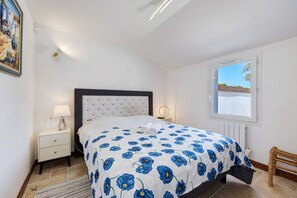 2 habitaciones, tabla de planchar con plancha y wifi 