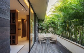 Terrace/patio - Luxury 4BR Villa in Berawa with a private pool. Walkable to Beach Clubs (Canggu)
