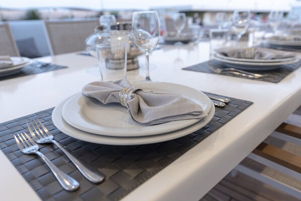 Dining - Sun-Kissed Sailing Adventure in Islas Sarónicas (Alimos)
