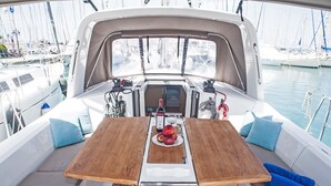 Outdoor dining - Sun-Kissed Sailing Adventure in the Ionian Islands, Lefkada (Lefkada)
