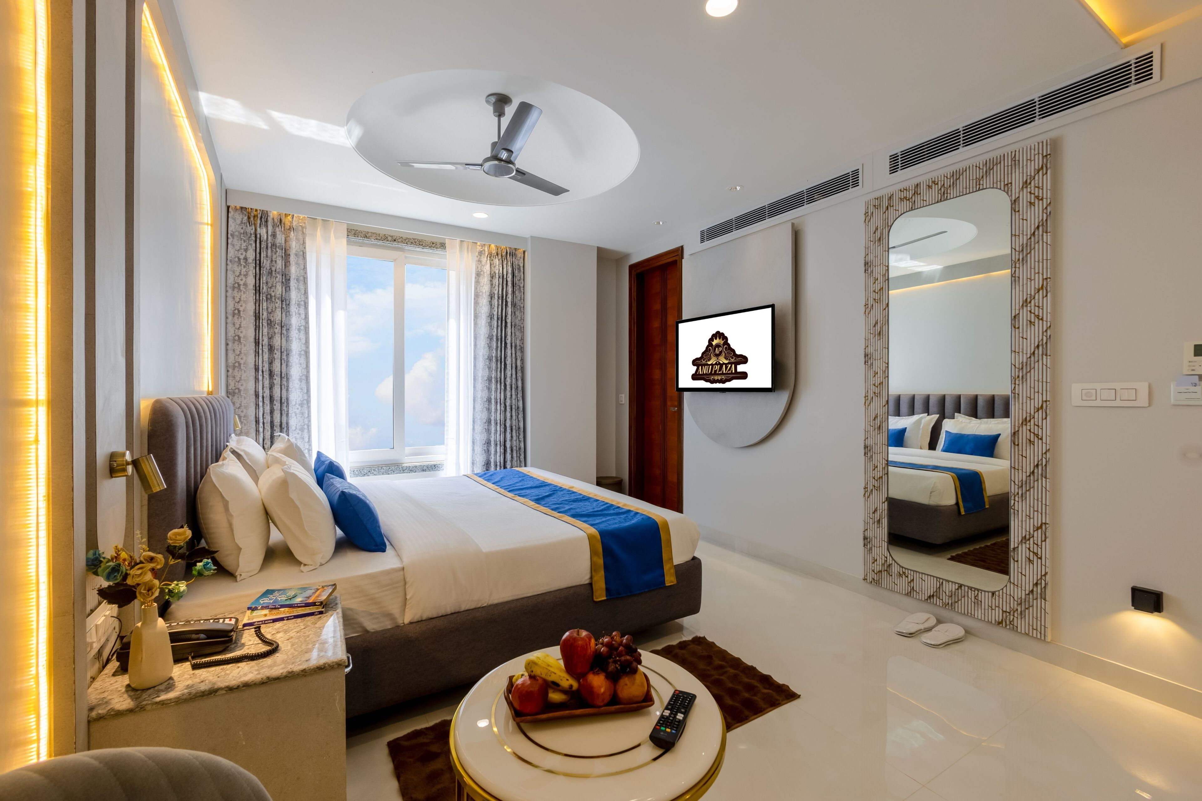 Luxury Suite, City View